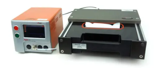Chamber leak-testing setup for a sealed product