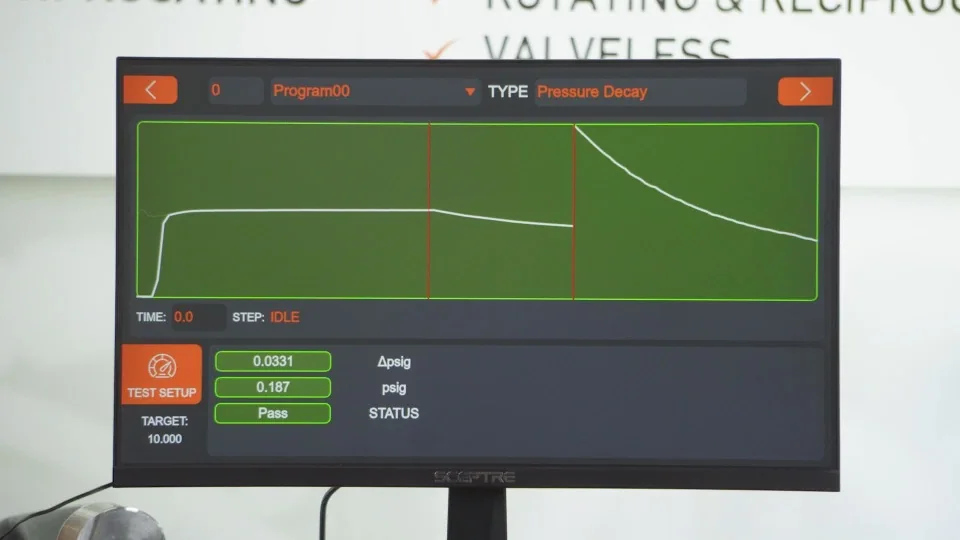 Pressure Decay test being displayed on a bigger screen/monitor.
