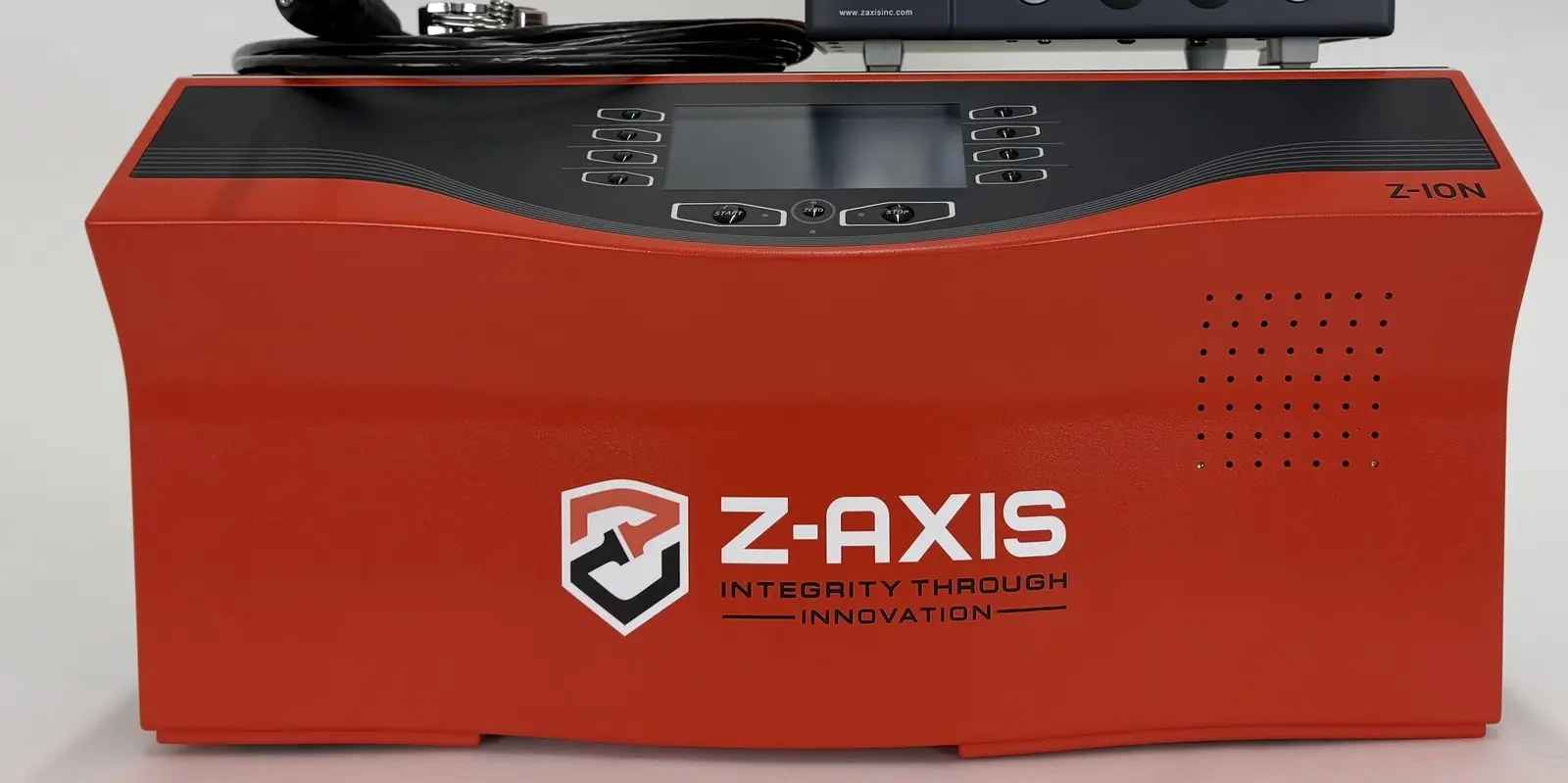 Zaxis Z-Ion helium leak detector