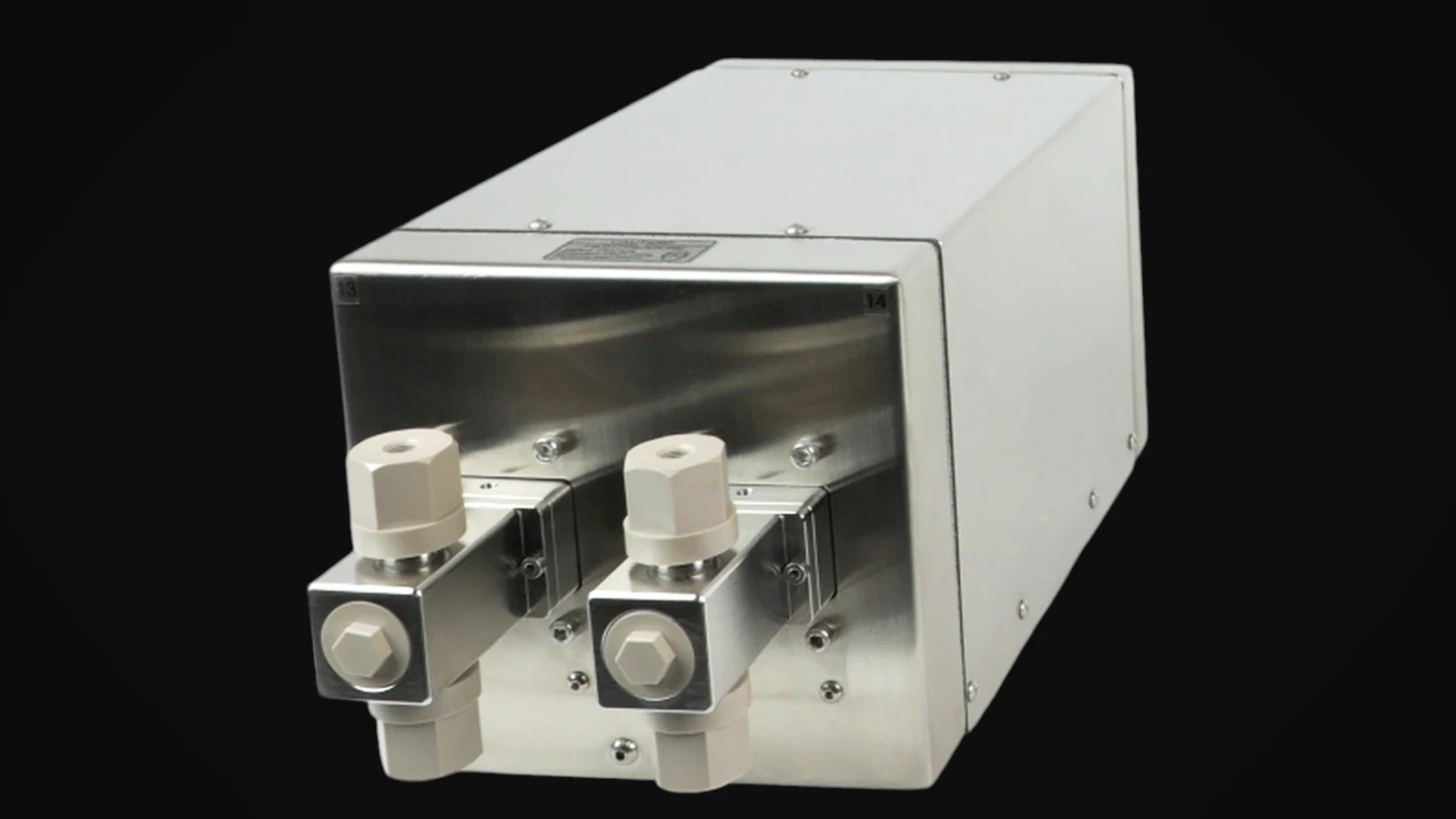 eVmP2 dual enclosure with two eVmP pump heads mounted